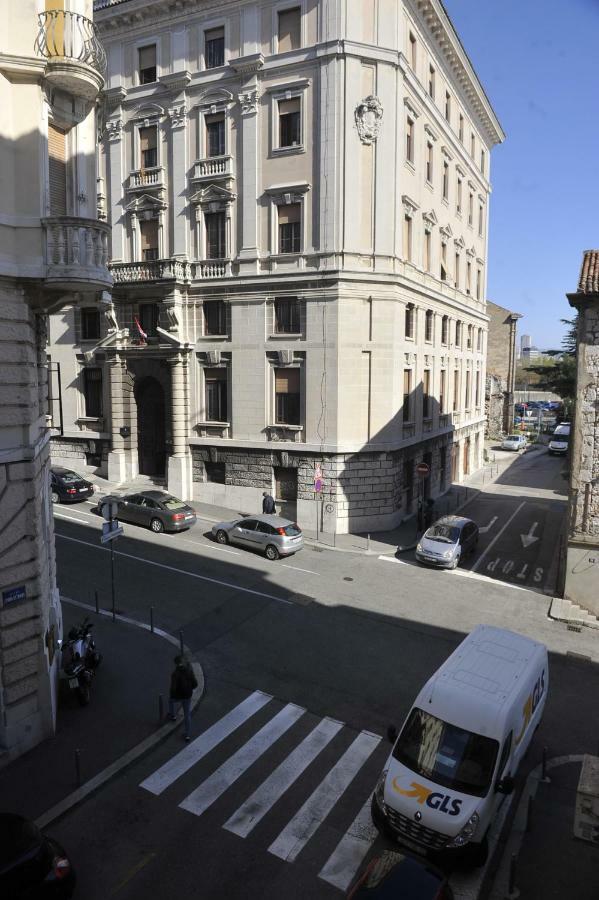 Rijeka Center- Apartment Flumen Ngoại thất bức ảnh